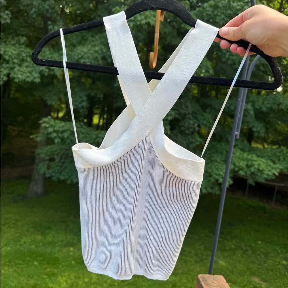 Chic White Cross-Back Women's Tank Top
